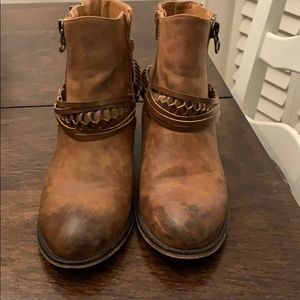 Rustic brown booties!!